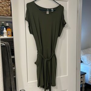 Old Navy green jumpsuit with pockets
